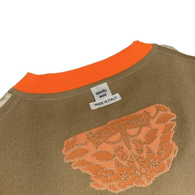 Hermes Short Sleeve Cut and Sew Size 34 S Women's - Dc2h2821dr Ivory X Gray