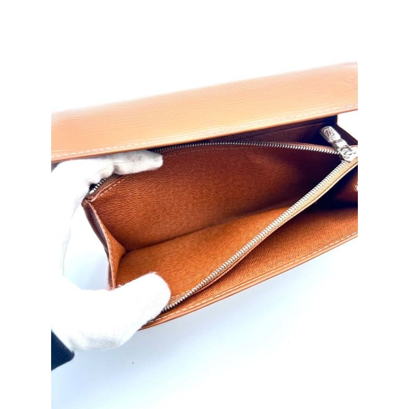 Louis Vuitton Long Wallet Epi Bifold 05 Bs170