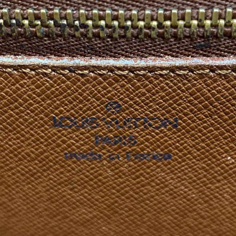 Louis Vuitton Shoulder Bag Epi Sun Crew M52193 Kenya Brown Leather