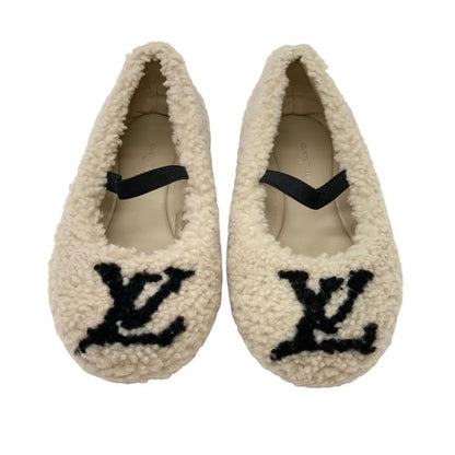 Louis Vuitton Poppy Line Flat Shoes Ballet Shoes LV Logo Mouton Beige