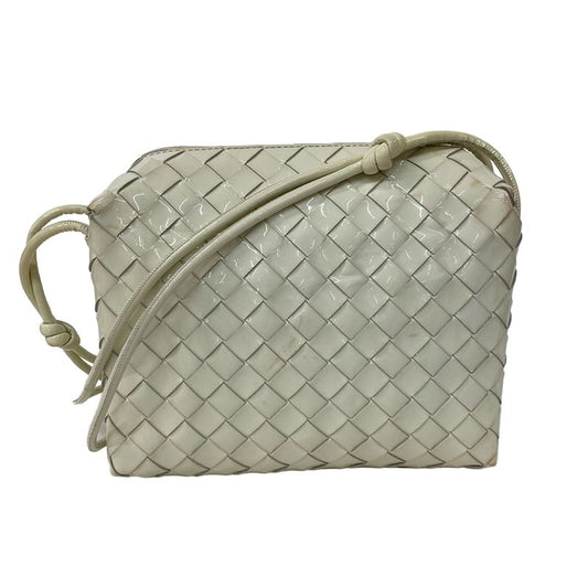 Bottega Veneta Shoulder Bag Loop Maxi Intrecciato Ivory Leather