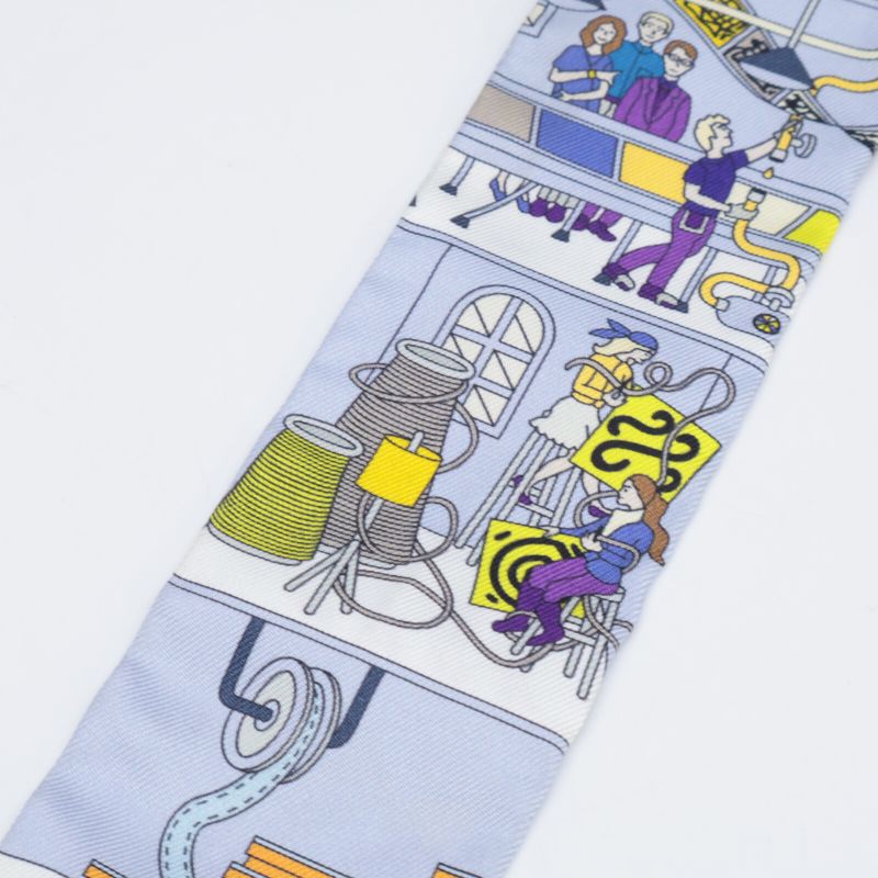 Hermes []la Maison Des Carres Silk Twilly