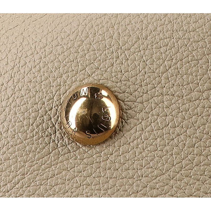 Louis Vuitton M25022 Low Key Hobo MM