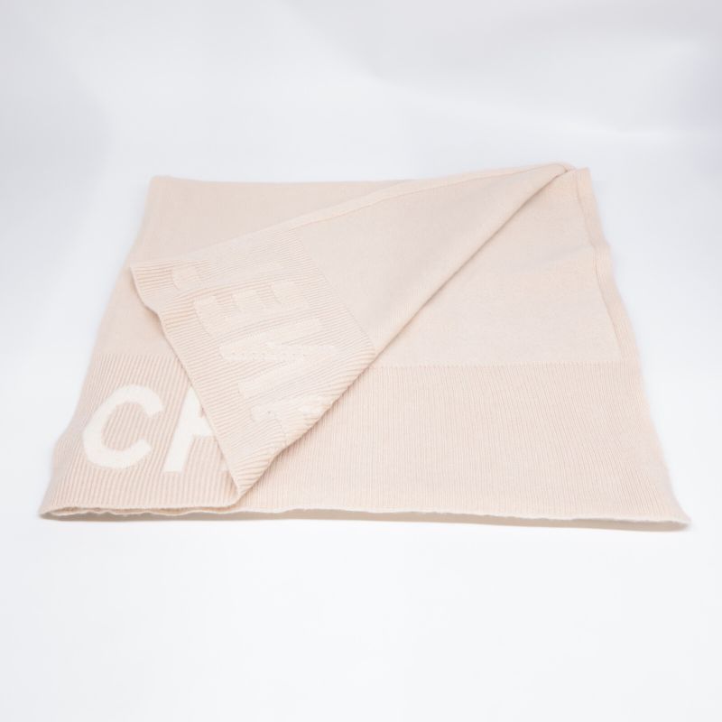 Chanel []25c Chanel Logo Cashmere Knit