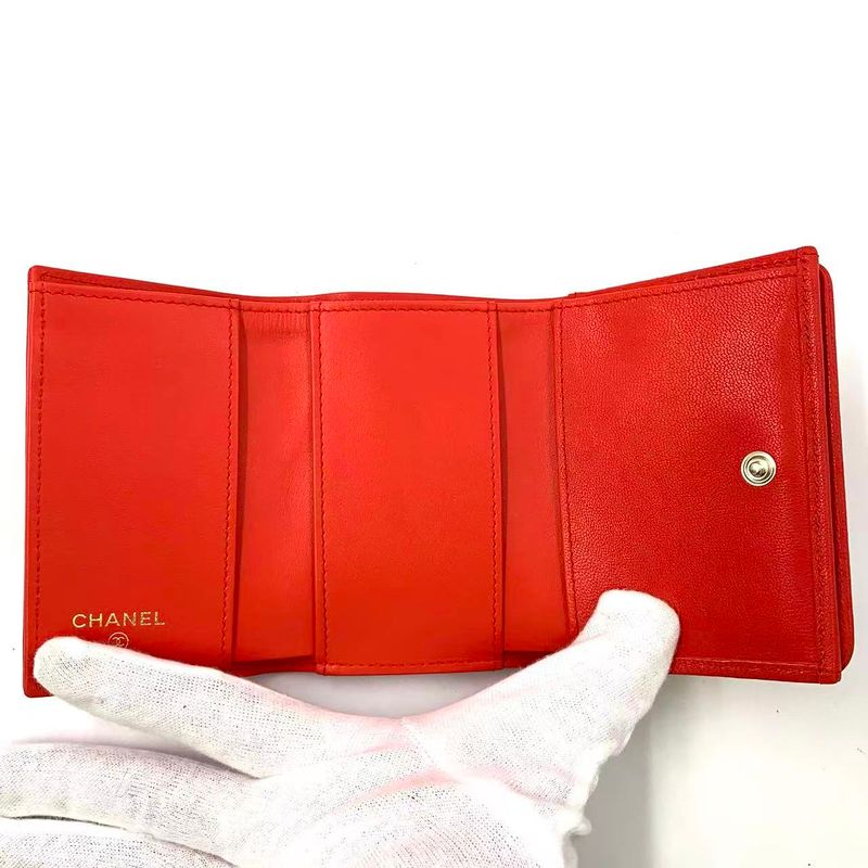 Chanel Coco Mark Serial Number 28 Caviar Skin Red Trifold Wallet Silver