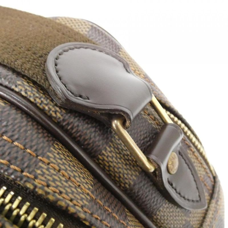 Louis Vuitton Damier Reporter 28 cm Shoulder Bag