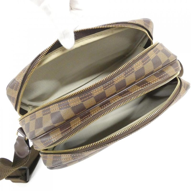 Louis Vuitton Damier Reporter 28 cm Shoulder Bag