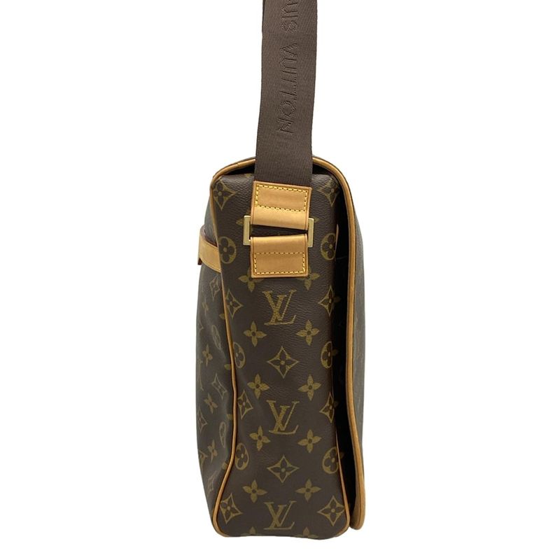 Louis Vuitton Shoulder Bag Monogram Aves M45257