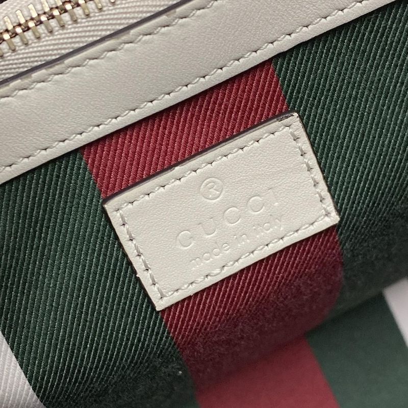 Gucci Shoulder Bag GG Emblem Medium Bucket Bag 815103 Beige X Ivory Leather