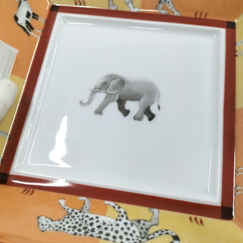 Hermes Ashtray Animal Elephant Cheetah Ashtray Accessory Case Ceramic