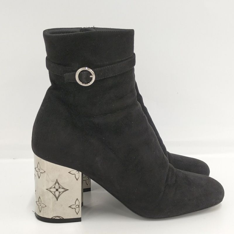 Louis Vuitton Boots Graceline Suede Black