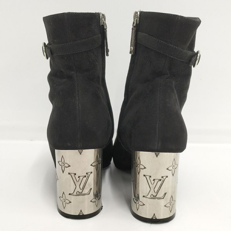 Louis Vuitton Boots Graceline Suede Black