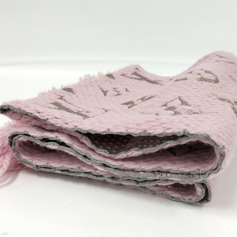 Louis Vuitton Echarpe Muffler Logomania Shine Silk Wool M70466
