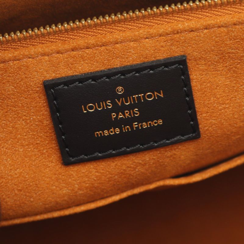 Louis Vuitton Tote Bag on the Go MM Monogram Empreinte Noir Black M45595 Noir