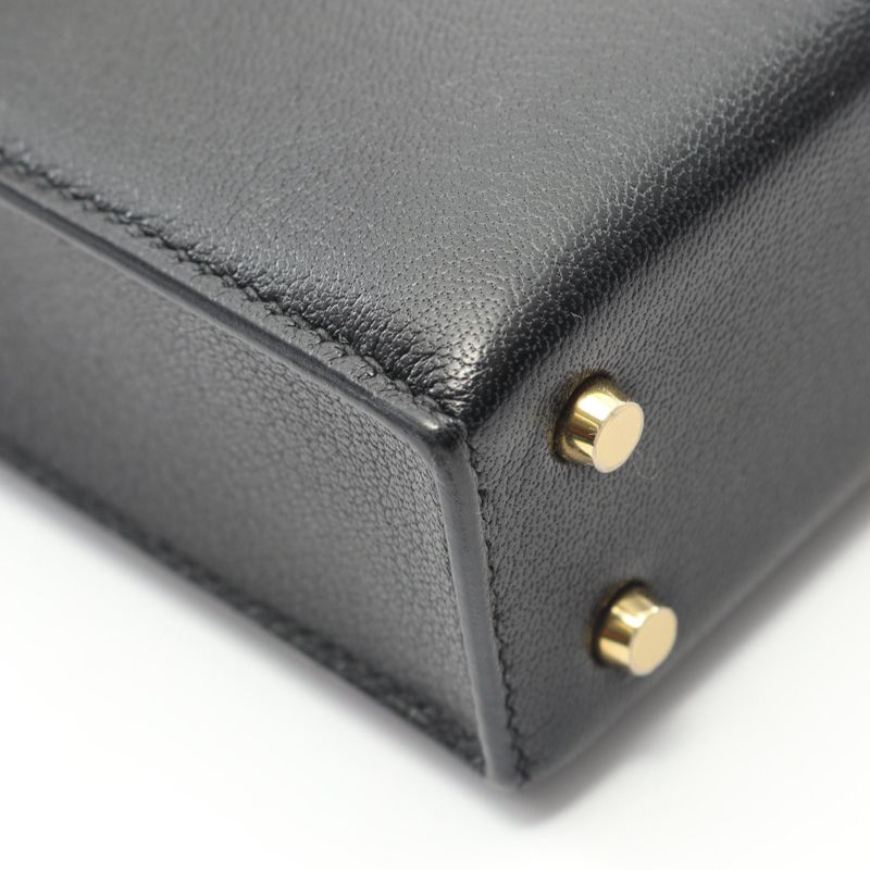 Hermes Shoulder Bag Veru Mini Black Leather Veru Chain Mini Black Ladies Used a