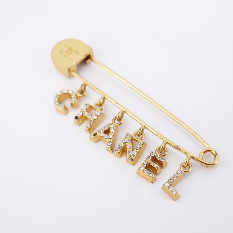 Chanel Brooch Here Mark Chanel Logo GP Plated Rhinestone Gold Ladies