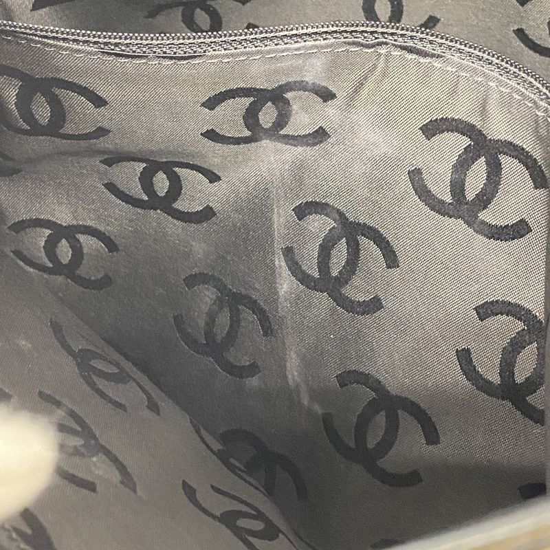 Chanel Tote Bag Camellia Patent Leather Black Chien Pan Gold Hardware Women's