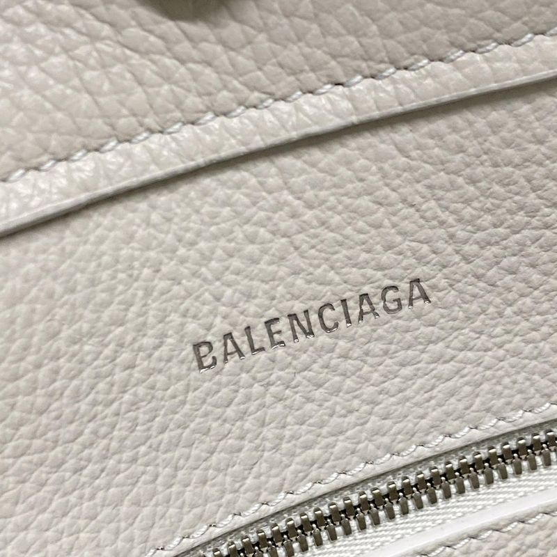 Balenciaga Tote Bag Everyday Small North South 672791 Light Gray Leather