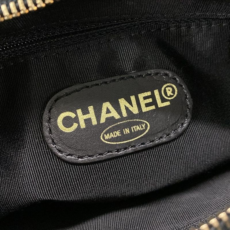 Chanel Handbag - Black X Dark Brown Plastic Handle Leather