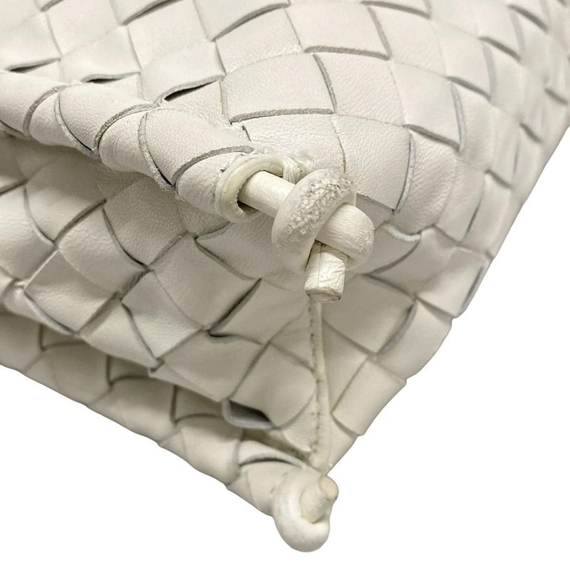 Bottega Veneta Shoulder Bag Intrecciato Ivory Leather