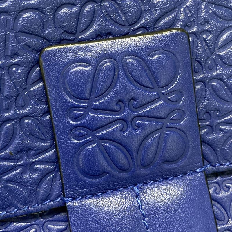 Loewe Shoulder Bag Avenue Blue Chain Shoulder Shape Pressed Leather