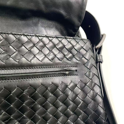 Bottega Veneta Intrecciato Leather Black Shoulder Bag Black