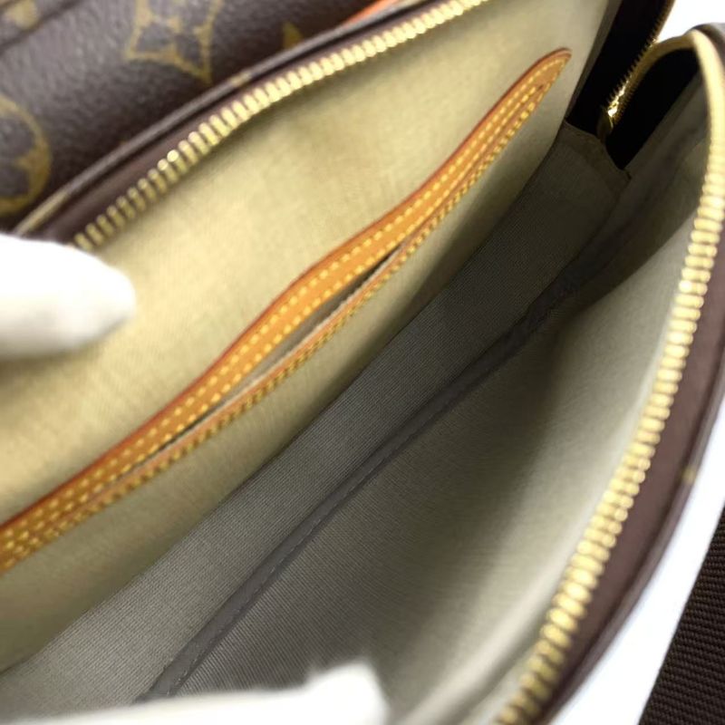 Louis Vuitton Reporter PM Monogram Leather × PVC Brown Shoulder Bag Gold M45254