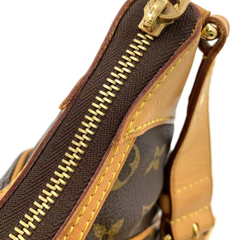 Louis Vuitton Thames PM Monogram Leather ×pvc Brown Shoulder Bag Gold M56384