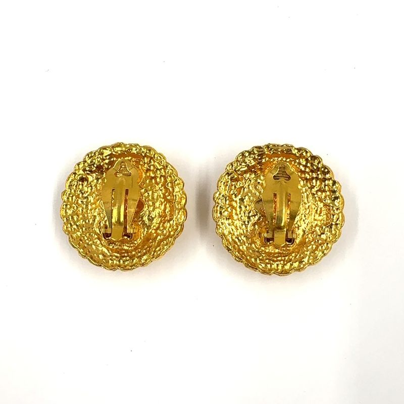 Chanel Gripoix GP Green Earring ・earrings Gold