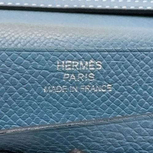 Hermes Bearn Souffle a Engraved Leather Blue Wallet Silver