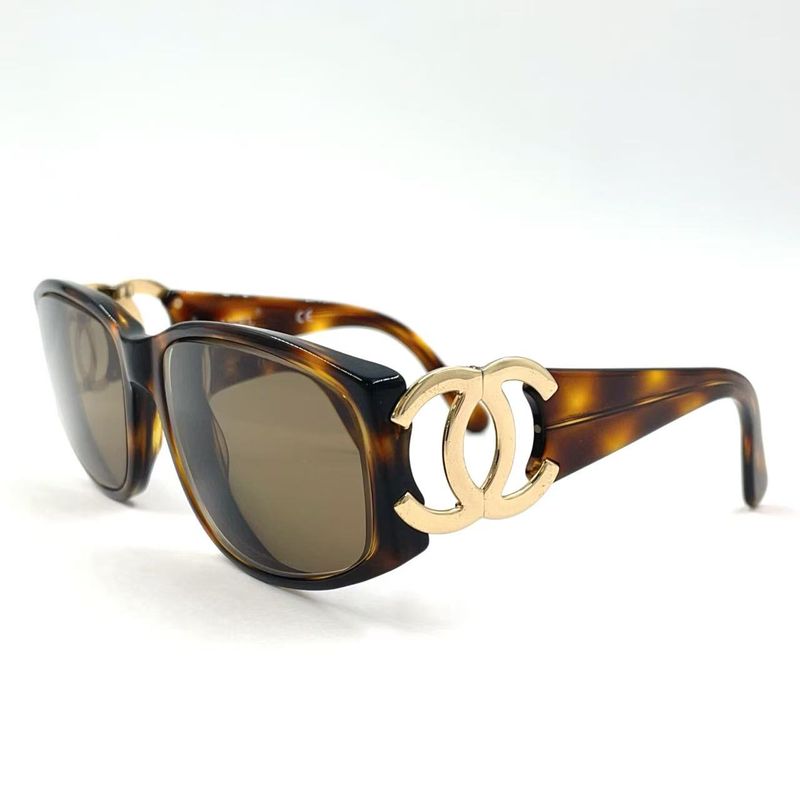 Chanel Cocomark Tortoiseshell Plastic Brown Sunglasses Gold