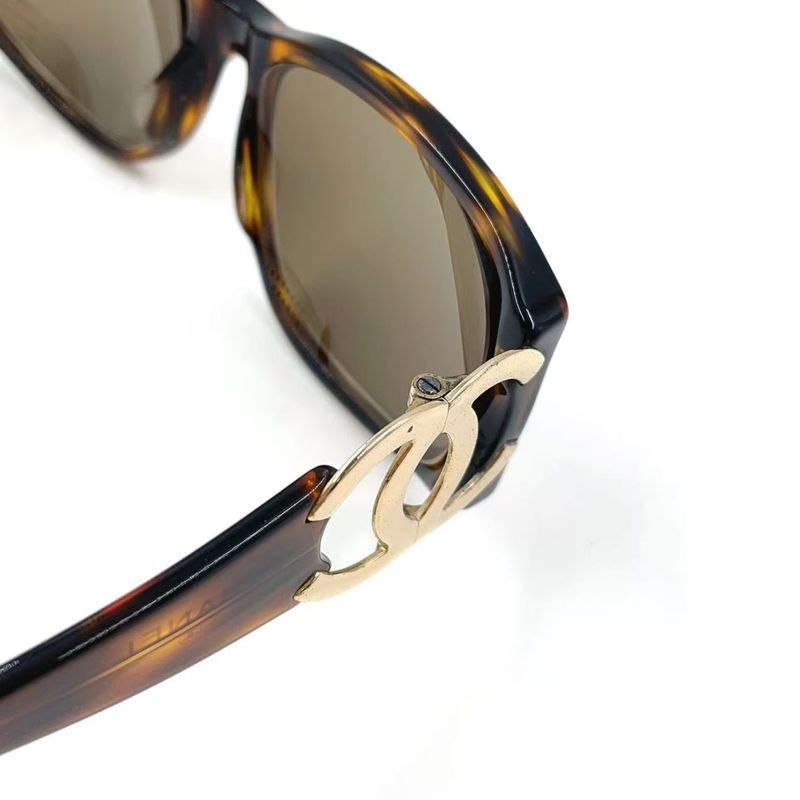Chanel Cocomark Tortoiseshell Plastic Brown Sunglasses Gold