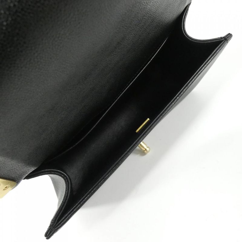 Chanel Boy Chanel Line 67086 Shoulder Bag