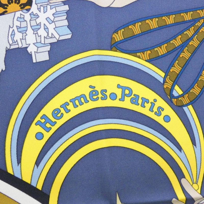 Hermes le Sacre des Saisons Carre 003903s Scarf