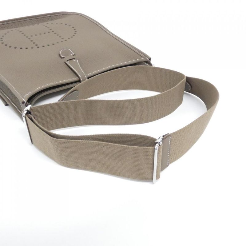 Hermes Evelyn 3 PM 056277ck Shoulder Bag