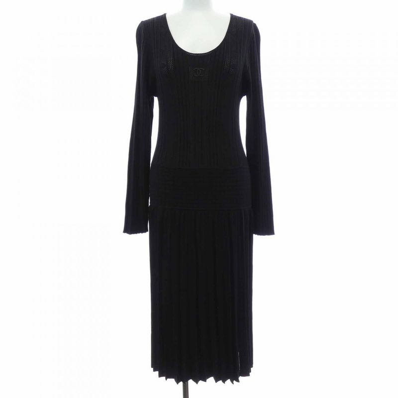 Vintage Chanel P26664v00004 05A Dress