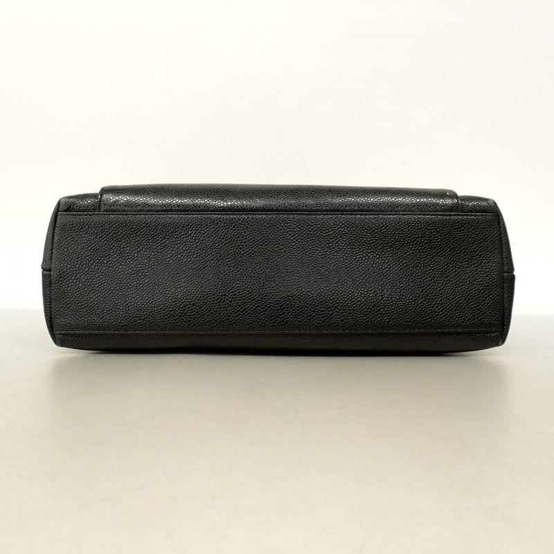 Chanel Shoulder Bag Caviar Skin Black Gold Hardware Ladies