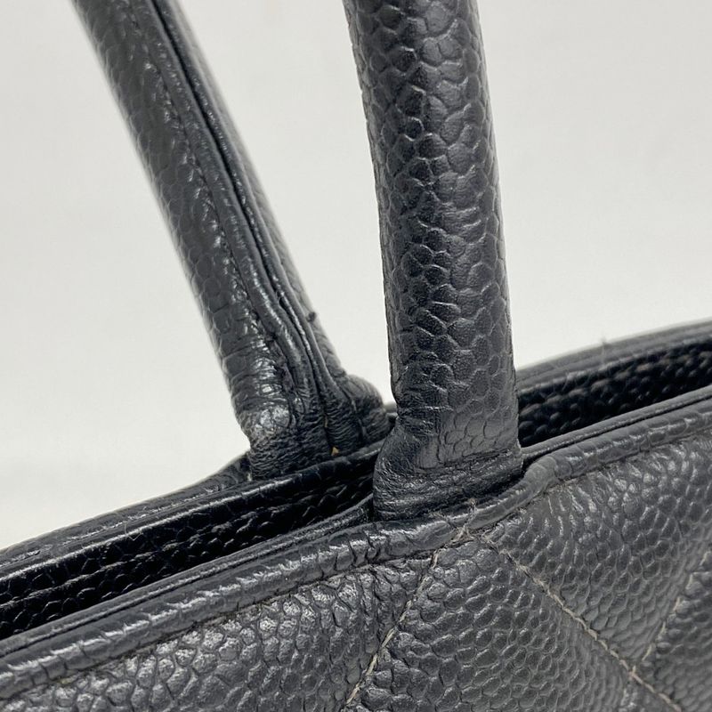 Chanel Tote Bag Reproduction Tote Caviar Skin Black Gold Hardware Women's