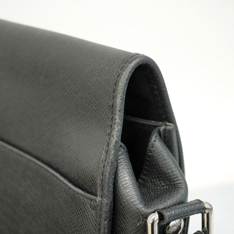 Louis Vuitton Shoulder Bag Taiga Andrey M32482 Ardoise Men's