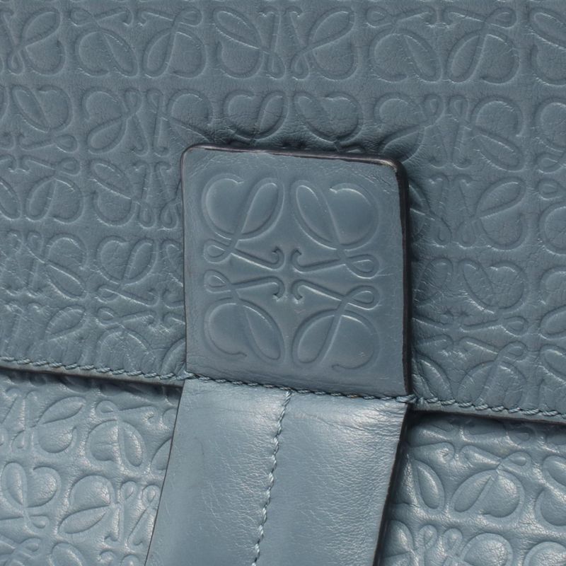 Loewe Shoulder Bag Avenue Repeat Anagram Light Blue Leather Anagram Chain