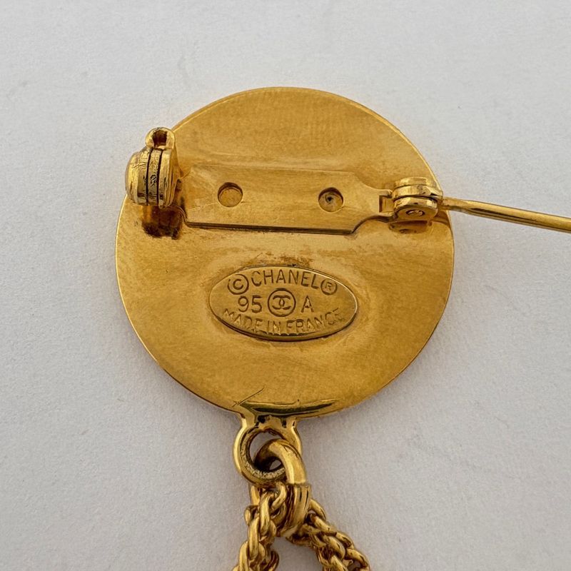 Chanel Cocomark Brooch Matelasse Cambon Swing Brooch GP Gold Ladies