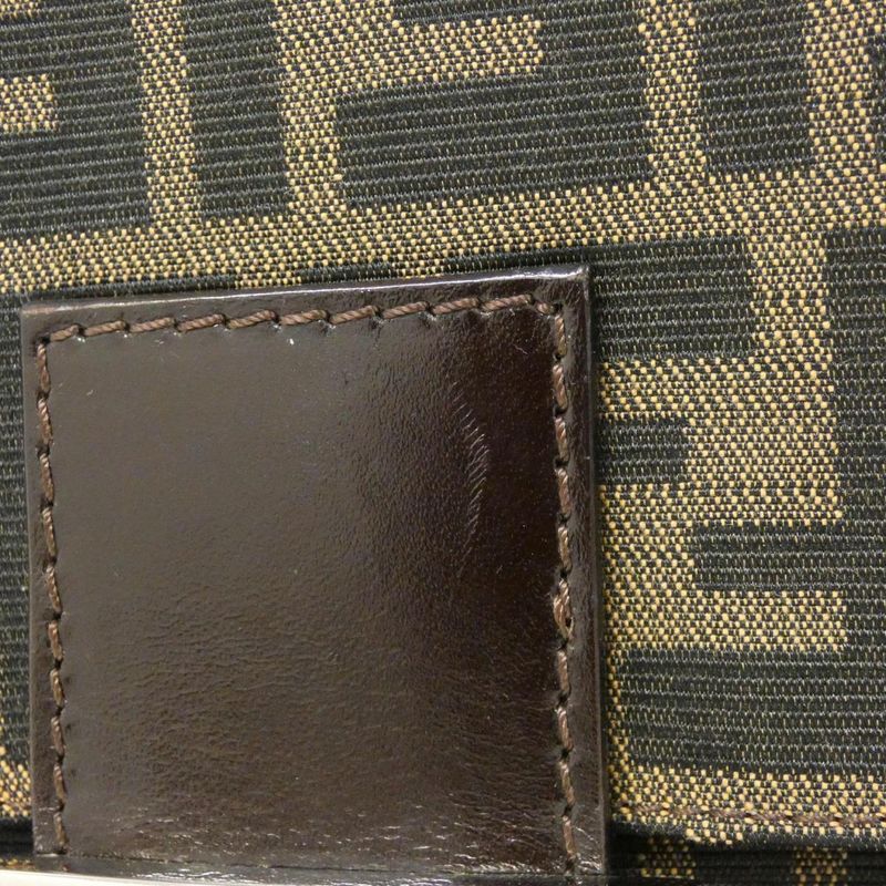 Vintage Fendi Mamma Baguette 26325 Shoulder Bag