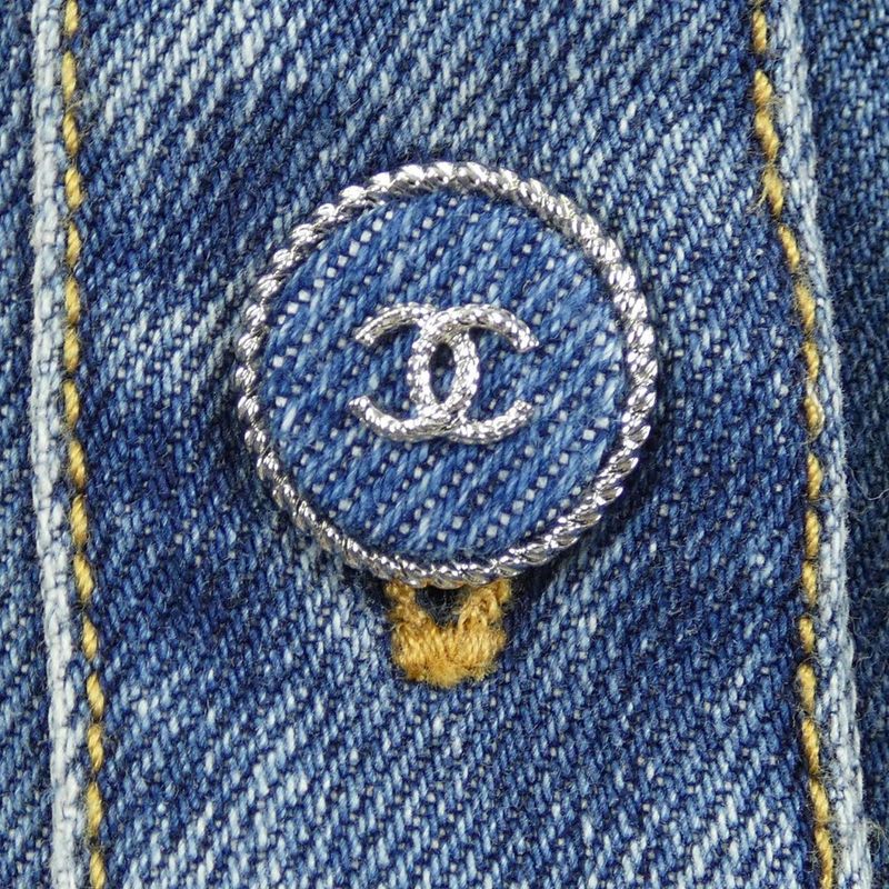 Chanel P78108v70196 24b Denim Jacket