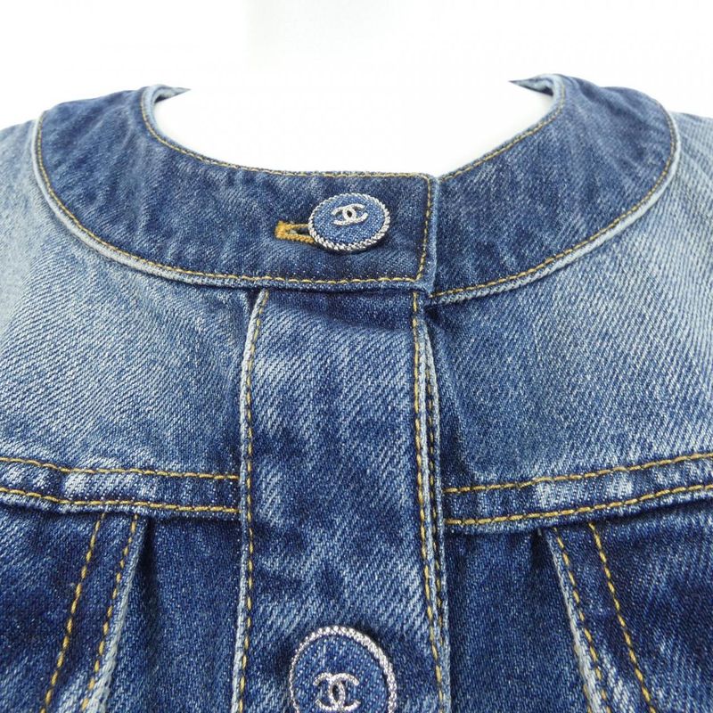 Chanel P78108v70196 24b Denim Jacket