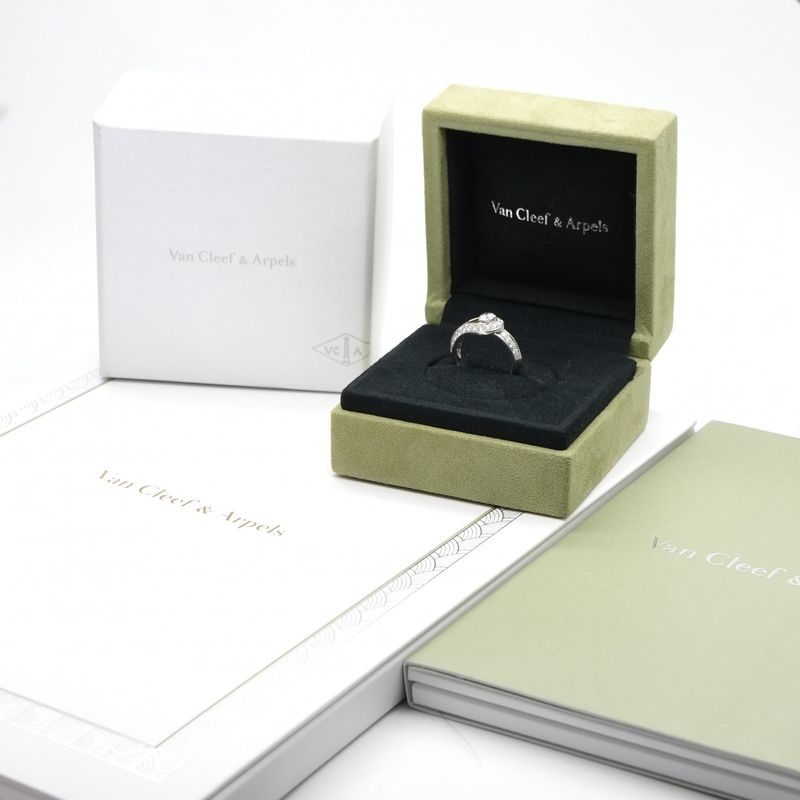 Van Cleef & Arpels Couture Ring Pt950 Silver Diamond Ring Engagement Ring