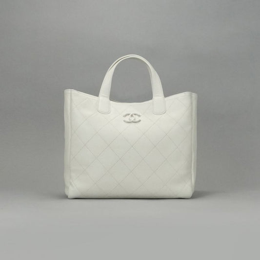 Chanel Matelasse Bag Tote Bag Shoulder Bag Caviar Skin White Silver Hardware