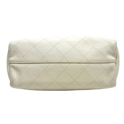 Chanel Matelasse Bag Tote Bag Shoulder Bag Caviar Skin White Silver Hardware