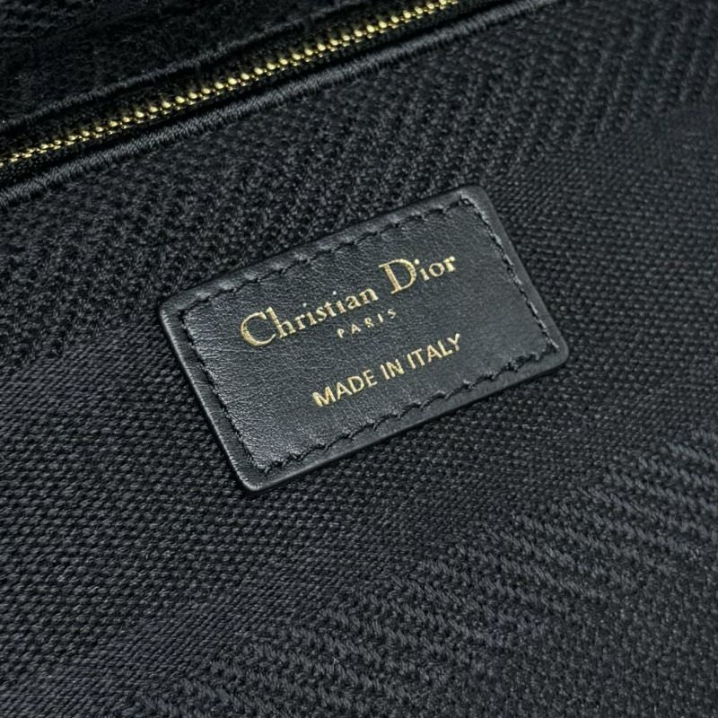 Christian DIOR All Lady D-lite Medium Dior Or Lady D-lite Medium Bag Cannage