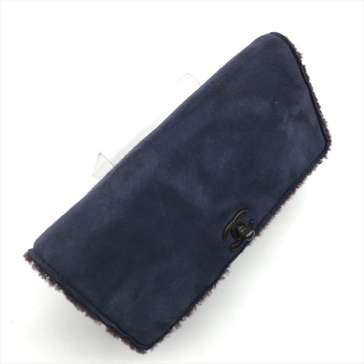 Chanel CC Logo Turnlock Mouton Hand Clutch Navy