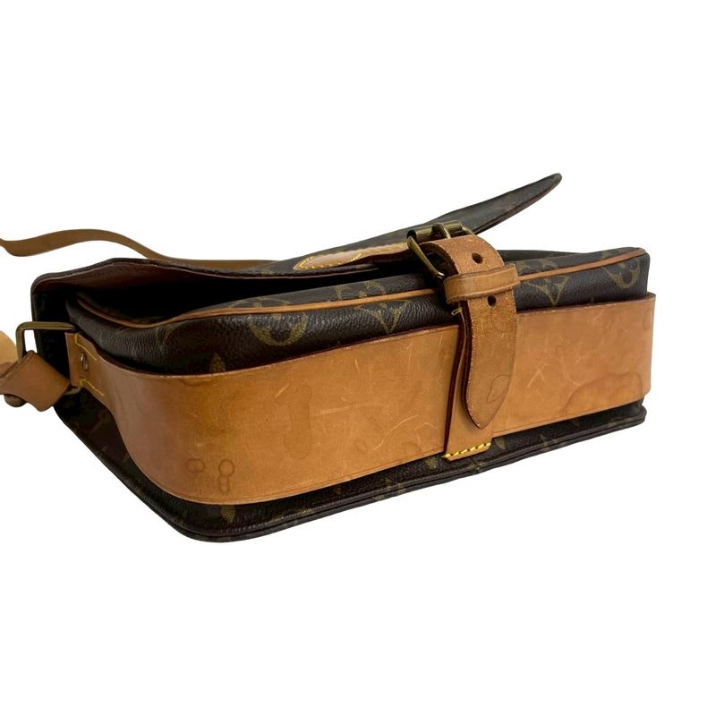 Louis Vuitton Cartesier MM Monogram Pattern Leather